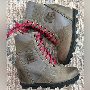 Sorel Lexie Wedge boots